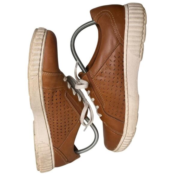 Clarks Collection Caroline Ella Leather Casual Sneakers Sz 10 M Cognac Comfort - Picture 10 of 16